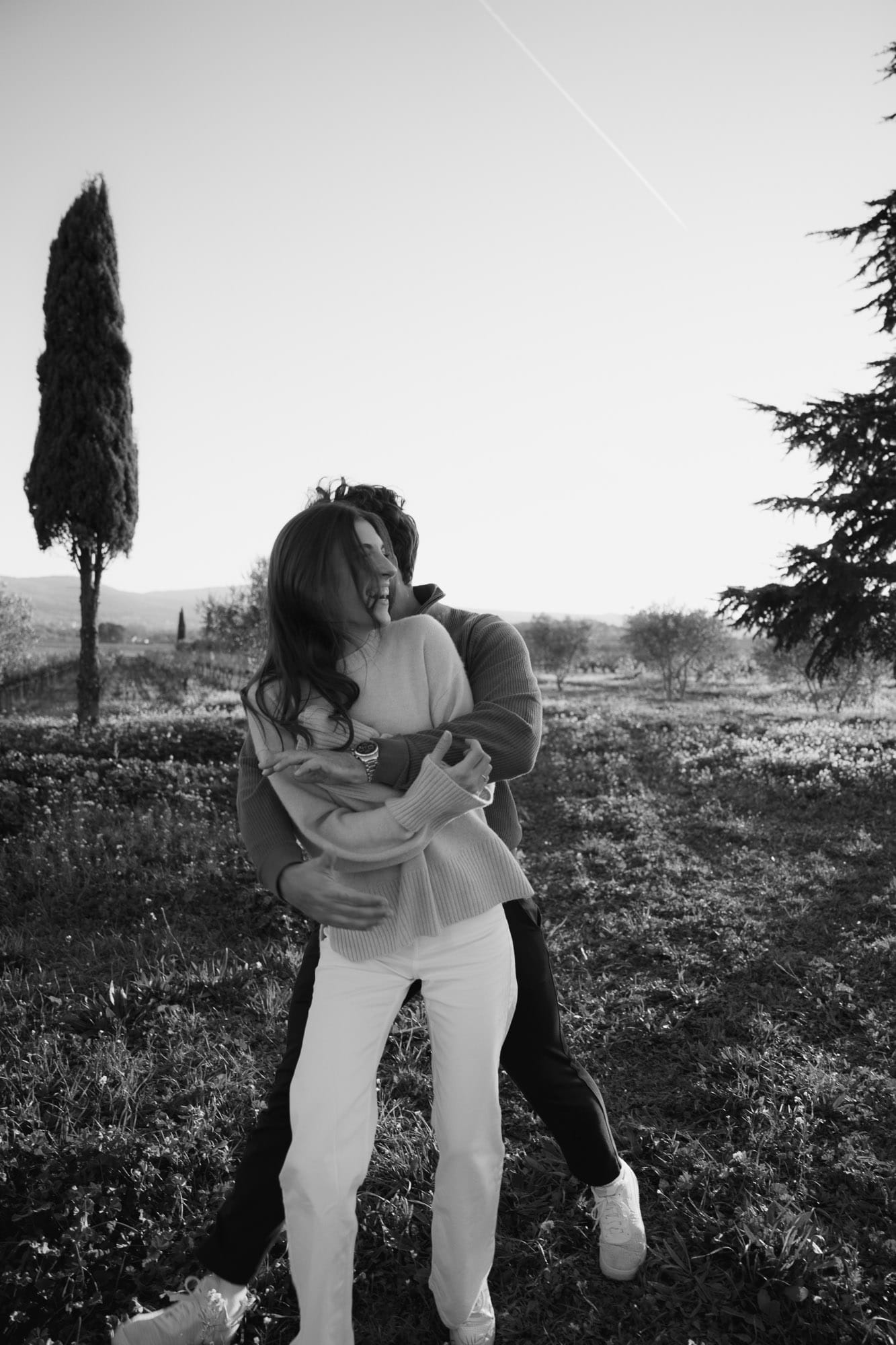 aix_en_provence_seance_couple_photographemariage_bastide_de_puget_photographe_provence-25 aix_en_provence_seance_couple_photographemariage_bastide_de_puget_photographe_provence-25